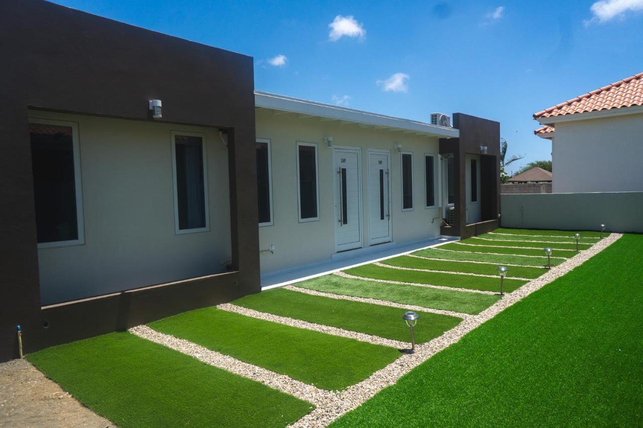 Apartament Pavia'S Centerpoint Oasis Oranjestad Zewnętrze zdjęcie